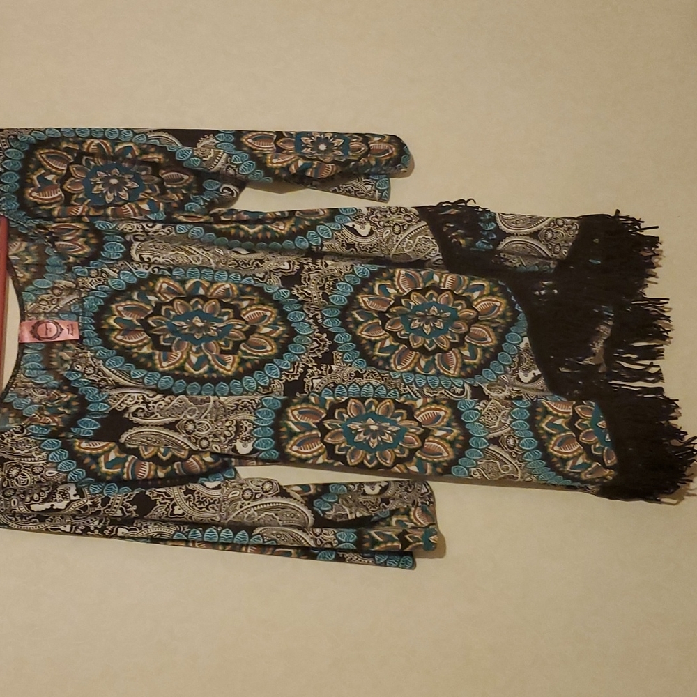 Cardigan - Picture 2 of 3